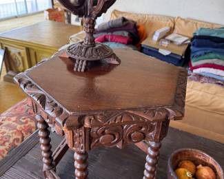 ANTIQUE MEXICAN TABLE W/CARVED HISTORY INFO