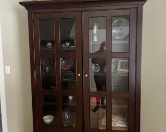 Curio, bookshelf, storage case - whatever you can dream up. Tap the top hinge to light up (dim, med, high). Locking lower drawer w/ key.