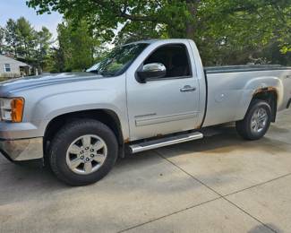 2012 GMC Truck