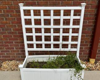 #237 36x48 white plastic plater with lattice full of dirt YOU MOVE $30.00
#238 36 x 48 white plastic plater with lattice full of dirt YOU MOVE $30.00