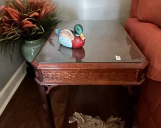 #39 Century end table with glass protection top 20x28x22 $175.00