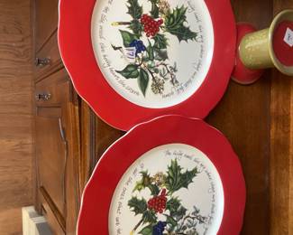 #171 Set of 2 Christmas decorative Plates Portmeirion "The Holly and Ivy" $30.00
