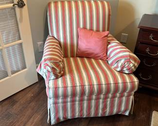 #77 Jessica Charles swivel rocker coral strip chair $75.00