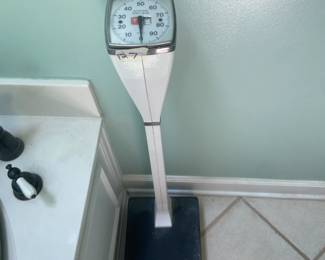 #127 Health-0-Meter Doctor Scale $20.00