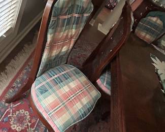 #45 century dining table with 6 chairs and 2 leaves 83-124x44x29 $280.00