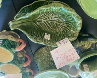 #154 Cabbage Leaf Gravy Boar - 2 pc, P2620B $25.00