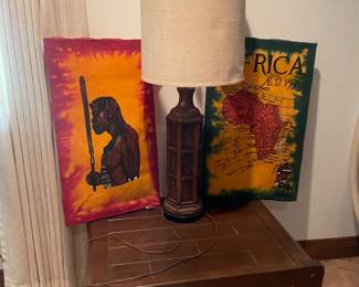 There are 2 matching tables and lamps in this vintage style