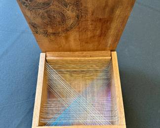 Jimmy Miracle (cigar box with filament)