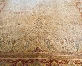 Hand Woven Tabriz Rug. 10.0 x 13.9