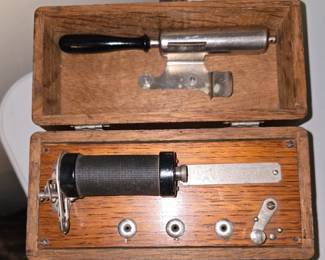 Antique Early 1900's Compact D.D. Home Medical Apparatus