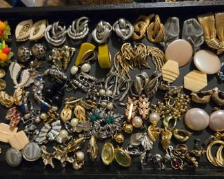 Vintage clip on earrings