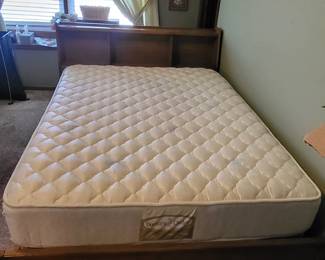 Full size bed