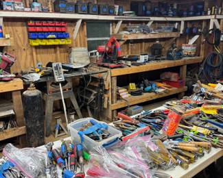 100s of handtools!!!
