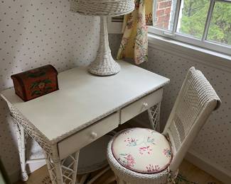 Vintage white wicker desk, chair and lamp.