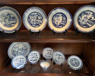 Large collection of Chinese Canton ware.