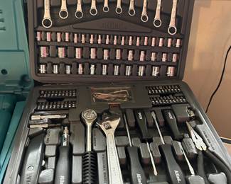 TOOL SET