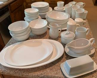 WHITE DINNER WARE, MOSTLY CENTURION BU CORNING