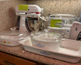CORNING WARE CASSEROLES