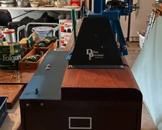 DILLON PRECISION PRODUCTS RE-LOAD MACHINE