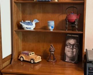 ETHAN ALLEN BOOKCASE
