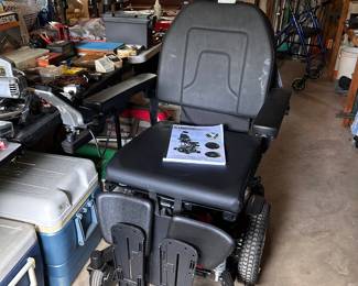 QUANTUM Q-6 EDGE SCOOTER, WORKING CONDITION, BARELY USED
