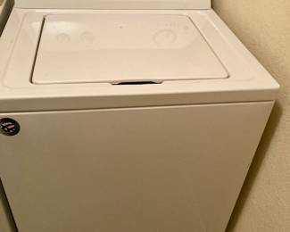 Amana 3.5 Cu ft Dual Action Agitator Top Load Washer in White