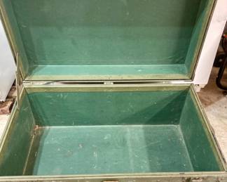 Vintage Doehler Military Footlocker 1949 Trunk WWII