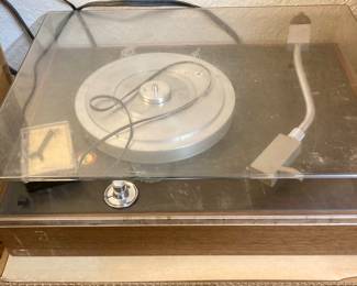 Acoustic Research AR-XA Vintage Record Turntable.