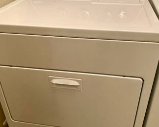 Whirlpool Electric Dryer.