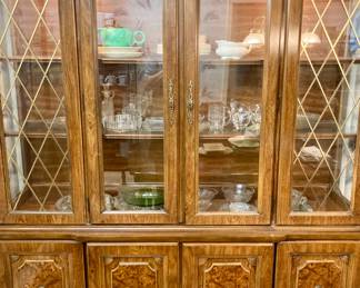 Broyhill Illuminated China Cabinet