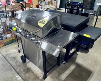 BBQ Grills Orlando Estate Auction