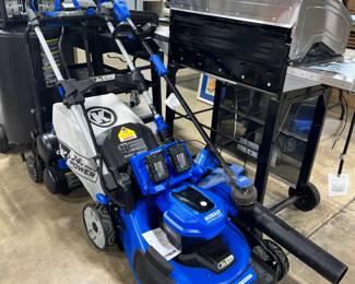 Lawn Mowers and BBQ Grills Orlando Estate Auction