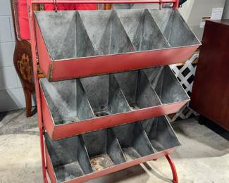 Vintage Metal Organizer Orlando