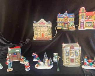 346 Christmas Town Accessories