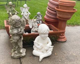 115 Figures Flowerpots