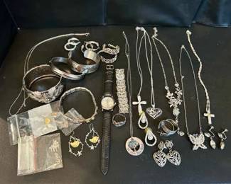 423 Silver Sparkles Costume Jewelry