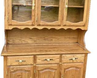 014 Oak China Hutch