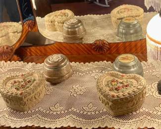 450 Jewelry Boxes Lamps
