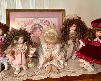 428 Porcelain Dolls