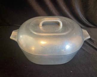 347 WagnerWare Dutch Oven