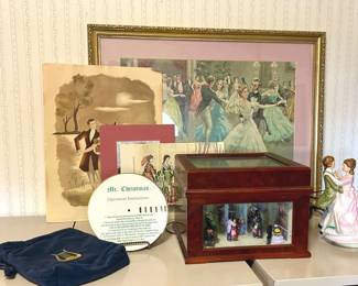 401 Victorian Decor Music Box