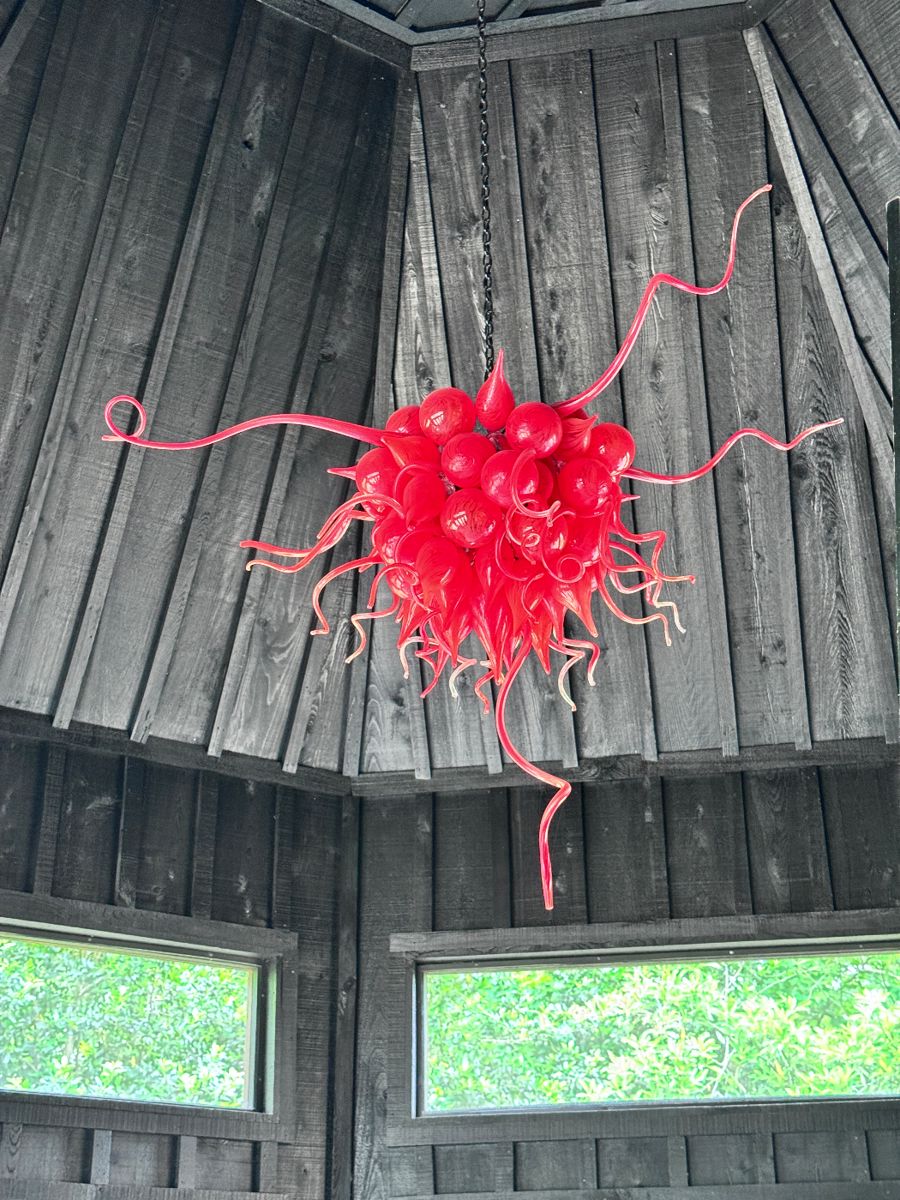 DALE CHIHULY STYLE(?) CHANDELIER!