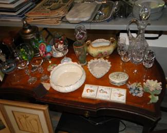 Vintage glassware and bric-a-brac