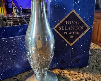 Vintage Royal Selangor Pewter Bud Vase (5" high)