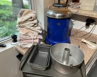 GREAT COOKWARE, AND TOWELS AND MINI TRASH CAN