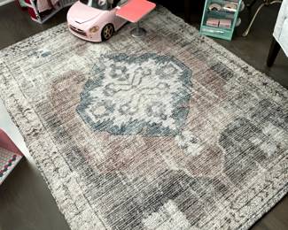 Medallion Rug approx 4' x 5' $75