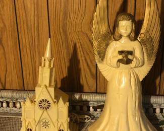 Cool Vintage Christmas lighted pieces