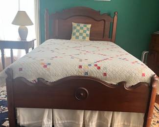 Victorian full size bed