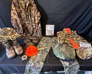 Mossy Oak Hunting Gear Lot