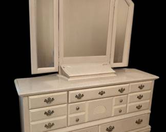 Cream Colored Dresser wDetachable Mirror
